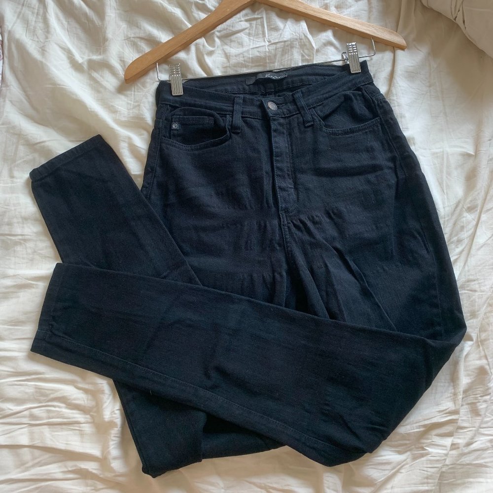 High waist, soft skinny jeans